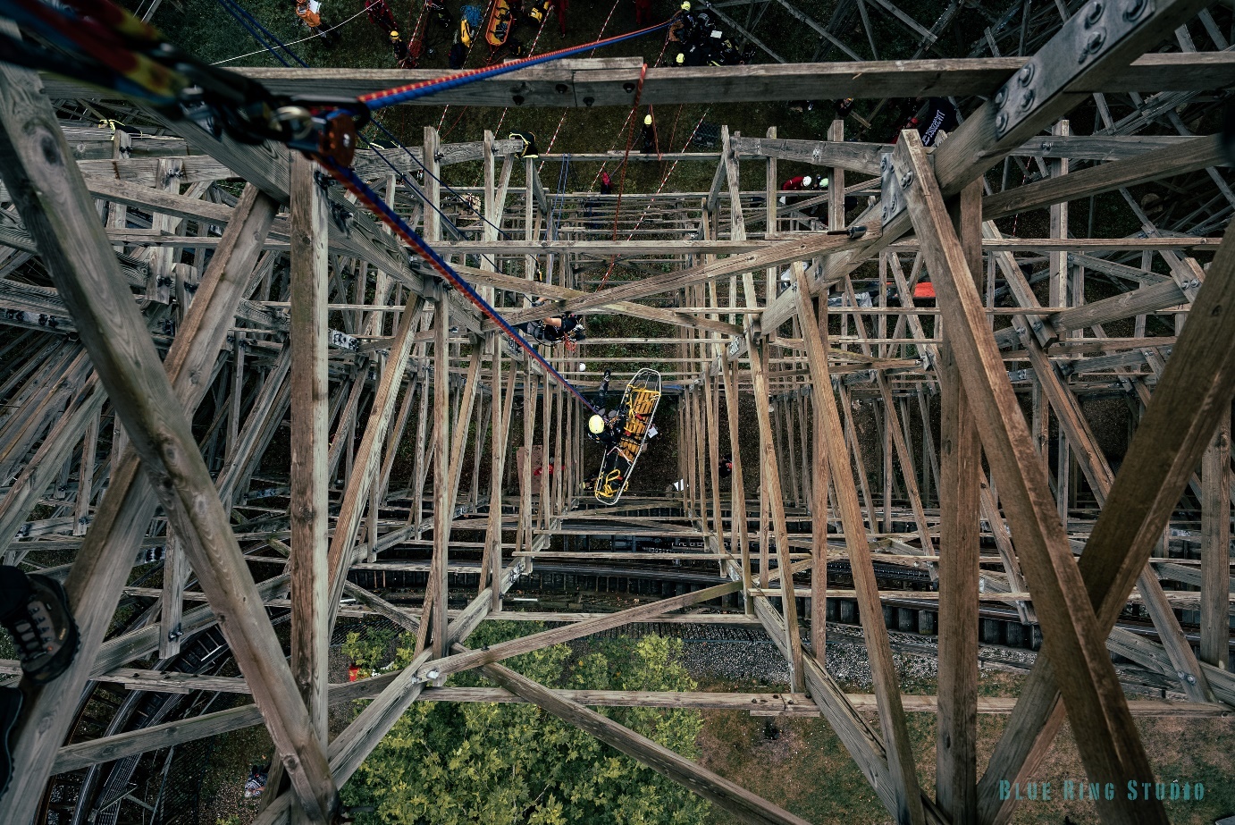 dış mekan, köprü içeren bir resim Açıklama otomatik olarak oluşturuldu